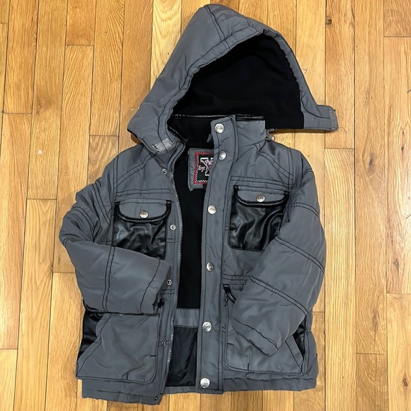 Boy’s winter jacket - Picture 1 of 1